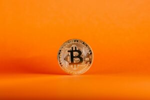 Bitcoin Price Analysis by FintechZoom