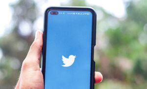 Twitter Crypto News Alerts: How to Stay Updated 